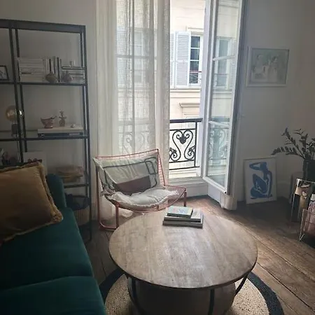 Cosy Coeur Ix Appartamento