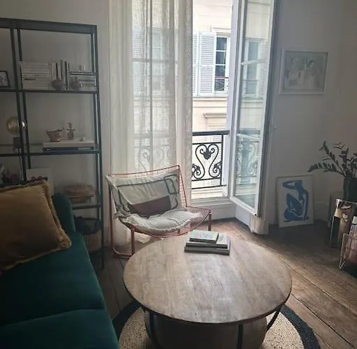 Cosy Coeur Ix شقة